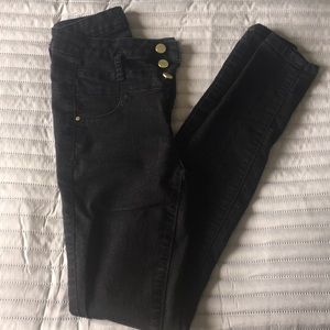 Black Skinny jeans 👖